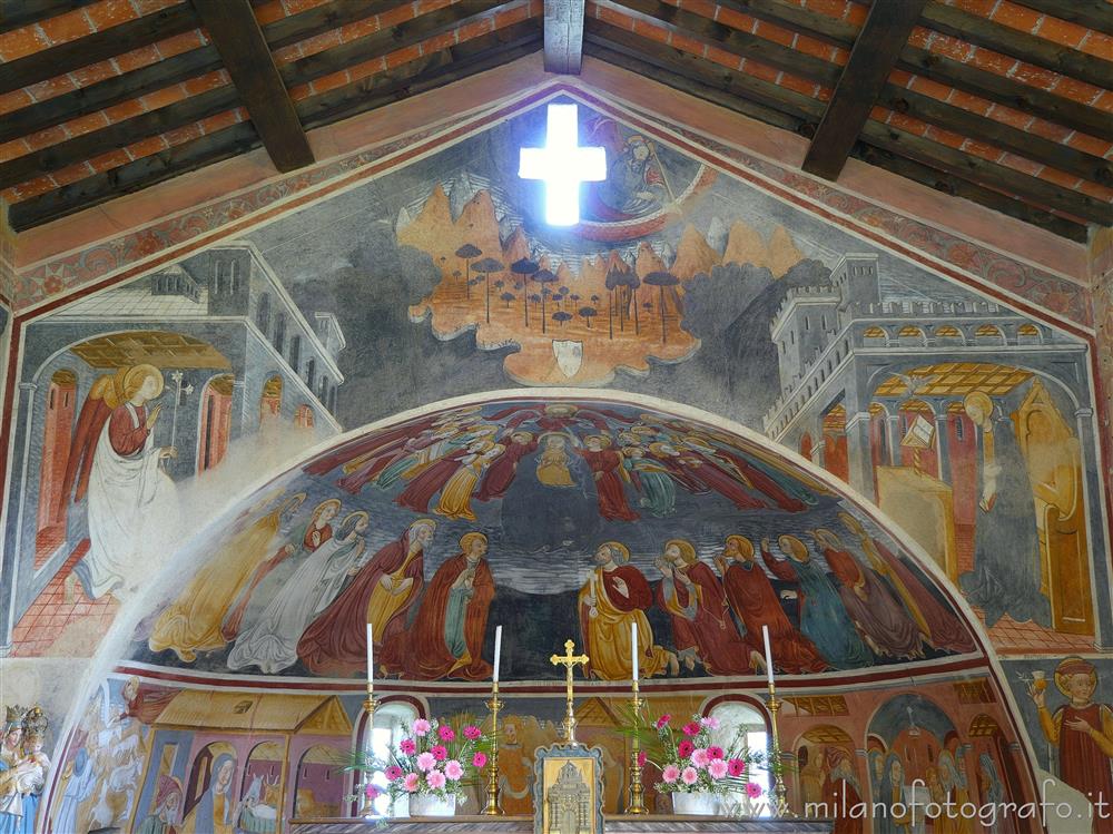 Momo (Novara, Italy) - Fresco of the Annunciation in the  Oratory of St. Mary of Linduno